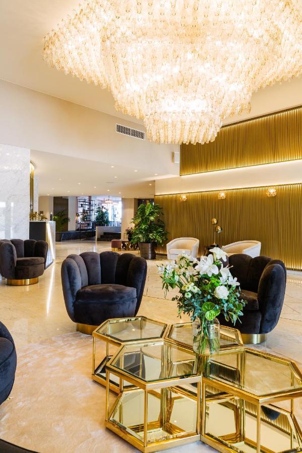 C-Hotels Andromeda Остенде Екстер'єр фото