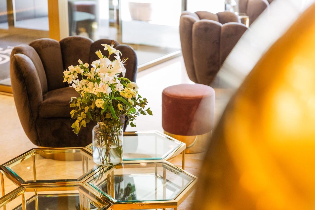 C-Hotels Andromeda Остенде Екстер'єр фото