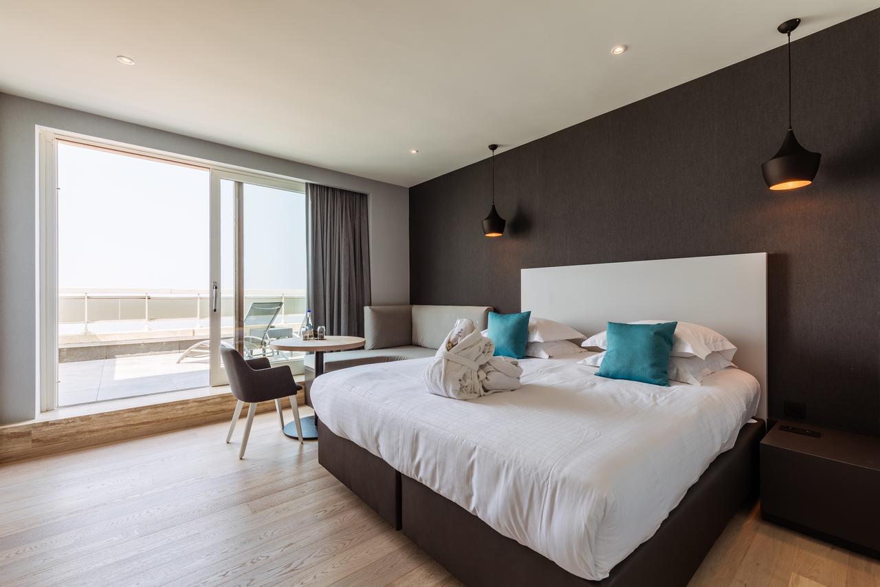 C-Hotels Andromeda Остенде Екстер'єр фото